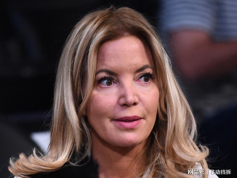 美记：里夫斯是珍妮巴斯力保的球员，湖人管理层不太可能交易他